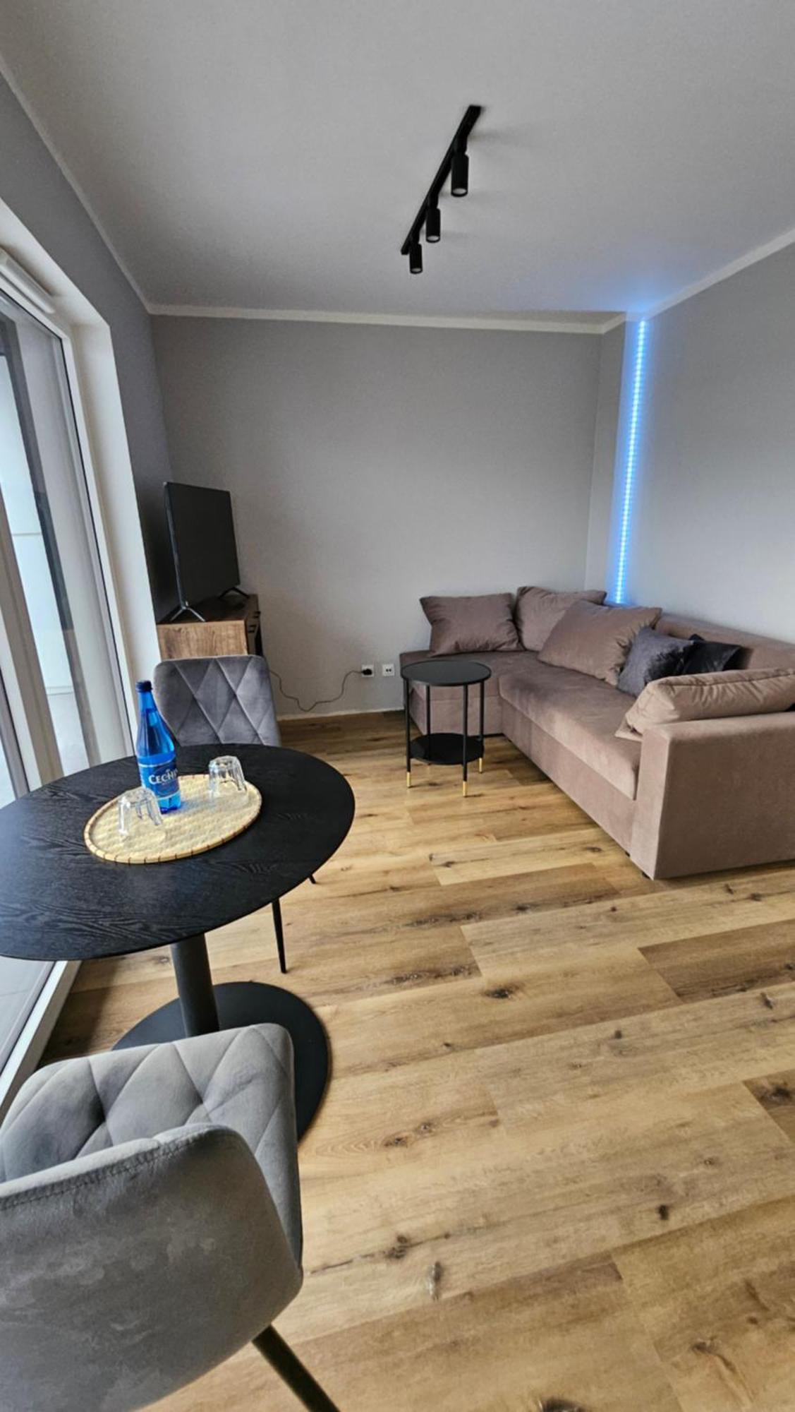Apartament Bulgarska 59 - Sypialnia I Salon - 40M2 - Self Check In 24H بوزنان المظهر الخارجي الصورة